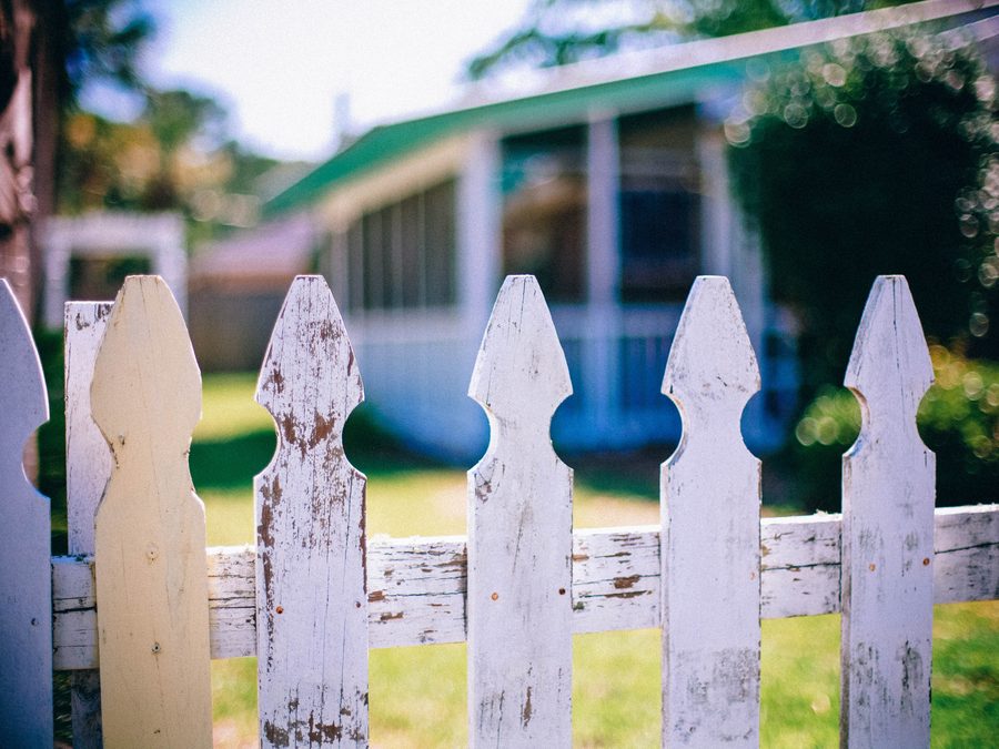 Repainted picket restoration — Arlington, TX